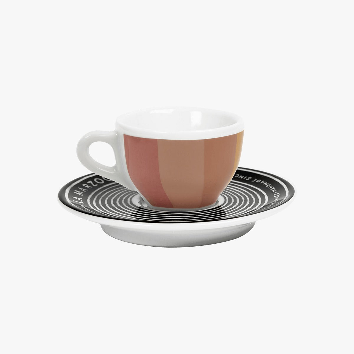 كوب اسبريسو بتصميم خاص من لامارزوكو