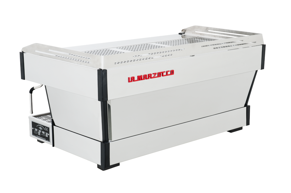 linea-pb_av_3-group_back